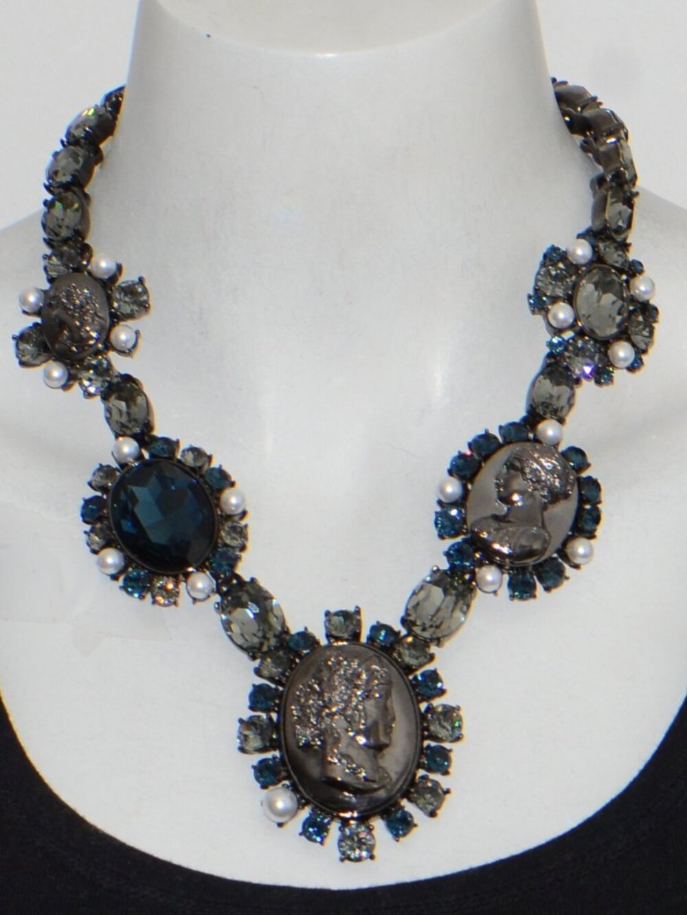 Vintage Oscar de la Renta Gunmetal Pearl & Crystal Bold Cameo Necklace
